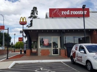 Red Rooster Orange! Long Lease! Price includes many franchisor costs! Suit family!
